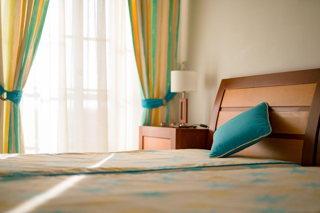 Altura Prime - 5 Suites, Private Pool And Parking, Walk To Beach מראה חיצוני תמונה